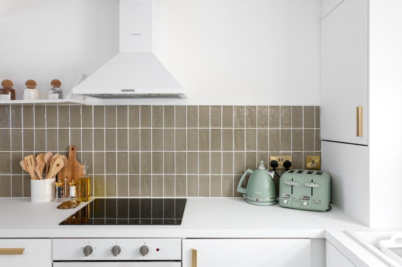 Luxe Design - Grade II Listed Cottage - Heart Of Alnwick Esterno foto